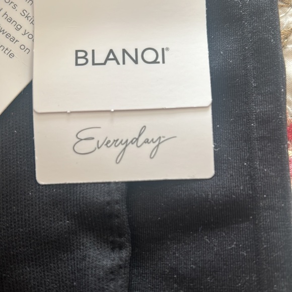 NWT⭐️BLANQI High Waist Everyday MATERNITY🖤Black Pregnancy LEGGINGS💕Small - Picture 7 of 13